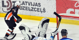 Ozolnieki rezultatīvā spēlē pārspēj SMScredit.lv