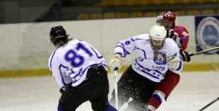 HK Ogre apspēlē HS Rīga/LSPA