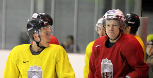 Latvijas izlase aizvada pirmo treniņu