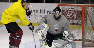 Latvijas izlase aizvada pirmo treniņu