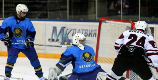 Latvija U-18 - Kazahstāna U-18 8:1