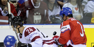 Latvija čempionātu sāk ar cienīgu zaudējumu čehiem