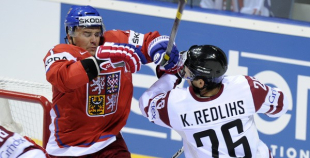 Latvija čempionātu sāk ar cienīgu zaudējumu čehiem