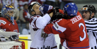 Latvija čempionātu sāk ar cienīgu zaudējumu čehiem