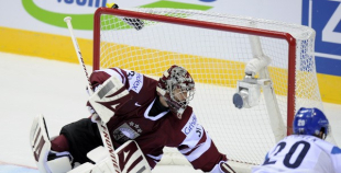 Latvijai zaudējums pēcspēles metienu sērijā