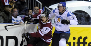 Latvijai zaudējums pēcspēles metienu sērijā