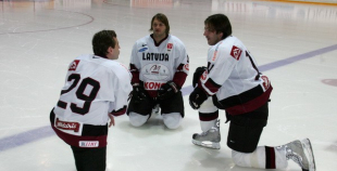 In memoriam. Kārlis Skrastiņš 1974-2011