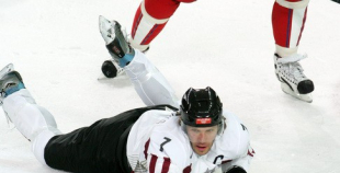 In memoriam. Kārlis Skrastiņš 1974-2011