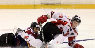 HS "Rīga/Prizma" spraigā cīņā apspēlē Elektrēnu "Energija"