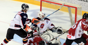 Saspringtā spēlē "HS Rīga/Prizma" apspēlē HK "Juniors"