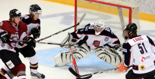 Saspringtā spēlē "HS Rīga/Prizma" apspēlē HK "Juniors"