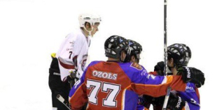 HK "Juniors" ar rezultātu 7:4 uzveic "JLSS/Zemgale"