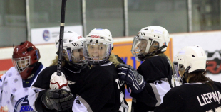 "Laima" bullīšos pieveic Anglijas čempiones