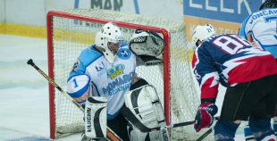 "Liepājas Metalurgs 2" spraigā spēlē pārspēj čempionāta līdervienību "Ozolnieki/Monarch"