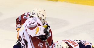 "Juniors" viesos uzveic "HS Rīga/Prizma"