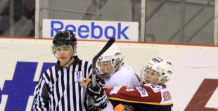 "Juniors" viesos uzveic "HS Rīga/Prizma"