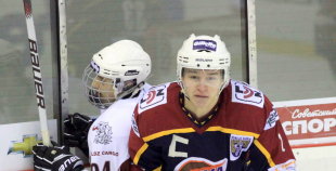 "Juniors" viesos uzveic "HS Rīga/Prizma"