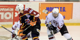 "Juniors" viesos uzveic "HS Rīga/Prizma"