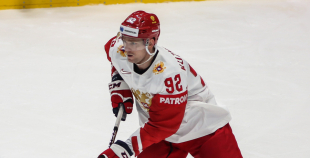 Latvijas hokeja izlase sīvā cīņā atzīst Krievijas valstsvienības pārākumu 