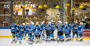 Vakar tika aizvadīta pirmā "Optibet" Baltijas sieviešu hokeja čempionāta spēle starp SHK "Laima" un "L&L Hope"
