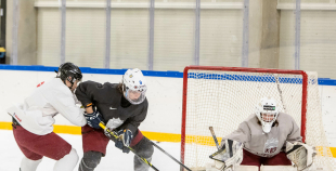 FOTO: Latvijas U-18 hokeja izlases treniņš