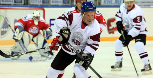 Latvijas Hokejam 80!