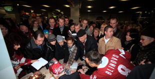 Latvijas Hokejam 80!