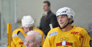 Vecie buki vēl grauž ledu