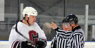 Vecie buki vēl grauž ledu