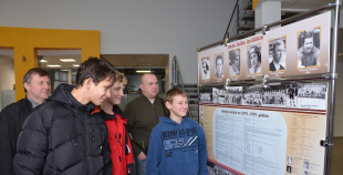 Jēkabpilī atklāta izstāde "Latvijas hokejam - 80"