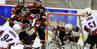 "Juniors" pēcspēles metienos uzveic "Prizmu"