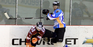 "Prizma" pārspēj čempionāta līderus