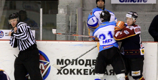 "Prizma" pārspēj čempionāta līderus