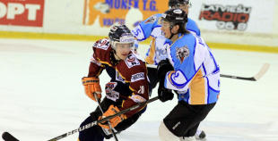 "Prizma" pārspēj čempionāta līderus