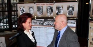 Saeimā atklāta izstāde „Latvijas hokejam - 80”