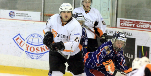 "SMScredit.lv" apspēlē "HS Rīga/Prizma" un pakāpjas uz otro vietu.