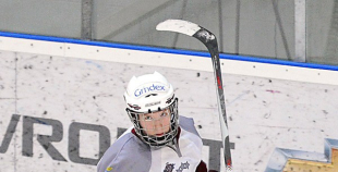 "SMScredit.lv" "bullīšos" apspēlē HK "Rīga-95"