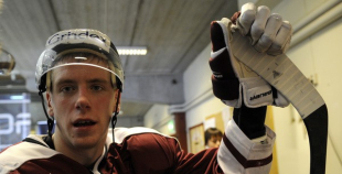 Nolana debijā Latvija zaudē dāņiem