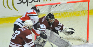 Hokejistēm zaudējums  jeb paliksim kur bijām