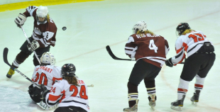 Hokejistēm zaudējums  jeb paliksim kur bijām