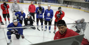 Hokeja izlases pirmais treniņš