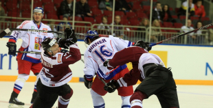 Čehi uzvar arī otrajā spēlē