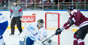 Latvijas izlase otrajā spēlē uzveic Franciju