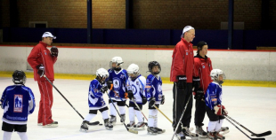Noslēgusies Kārļa Skrastiņa un Oskara Bārtuļa hokeja nometne