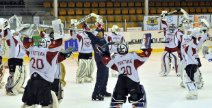 Naumova un leģendārā  Tretjaka starptautiskā vārtsargu meistarības skola Rīgā