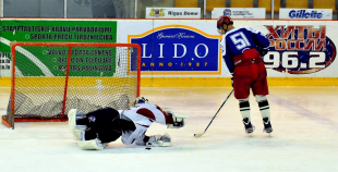 Naumova un leģendārā  Tretjaka starptautiskā vārtsargu meistarības skola Rīgā