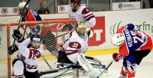 Latvijas U20 izlase uzveic "Liepājas Metalurgu"