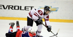 Latvijas U20 izlase uzveic "Liepājas Metalurgu"