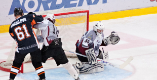 "Kreditori" pārliecinoši apspēlē jaunos SK "Rīga96" hokejistus