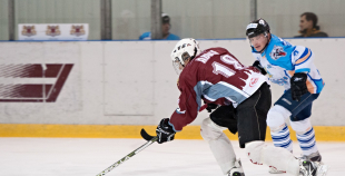 "Ozolnieki/Monarch" viesos ar 5:0 uzvar "Rīga 96" hokejistus.